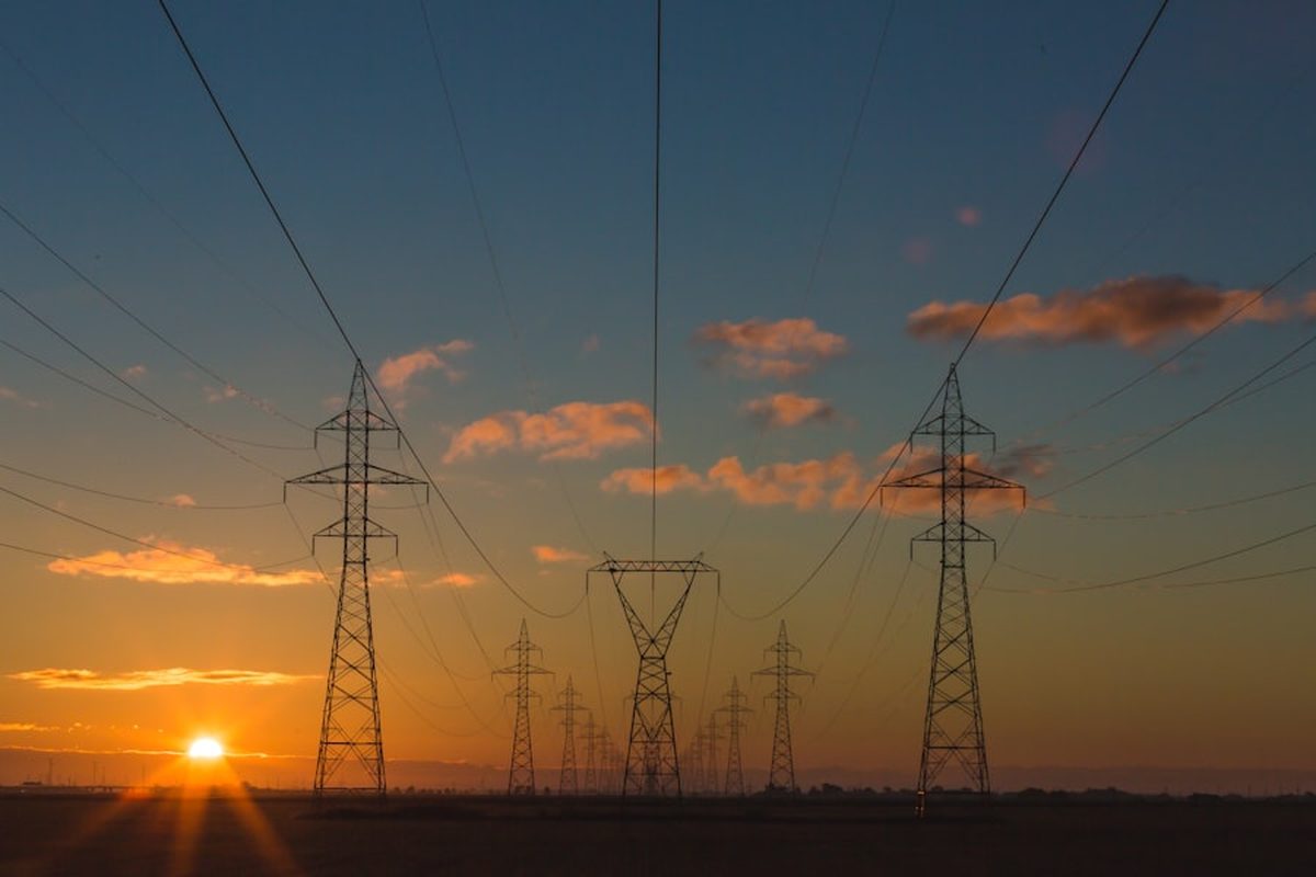 Éoliennes et panneaux solaires : l'énergie économisée par le réemploi du matériel informatique